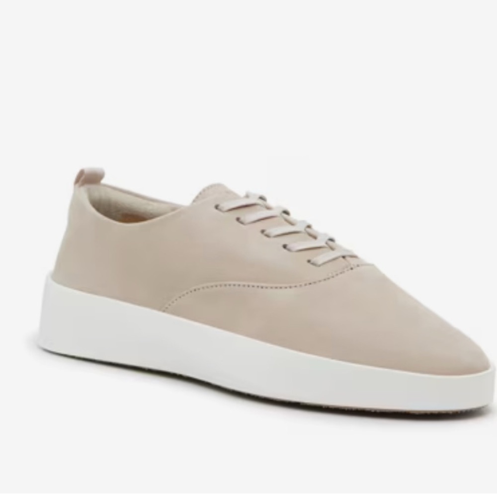 Wolf & Shepherd women”s Cruise Grey Nubuck Sneaker size 9